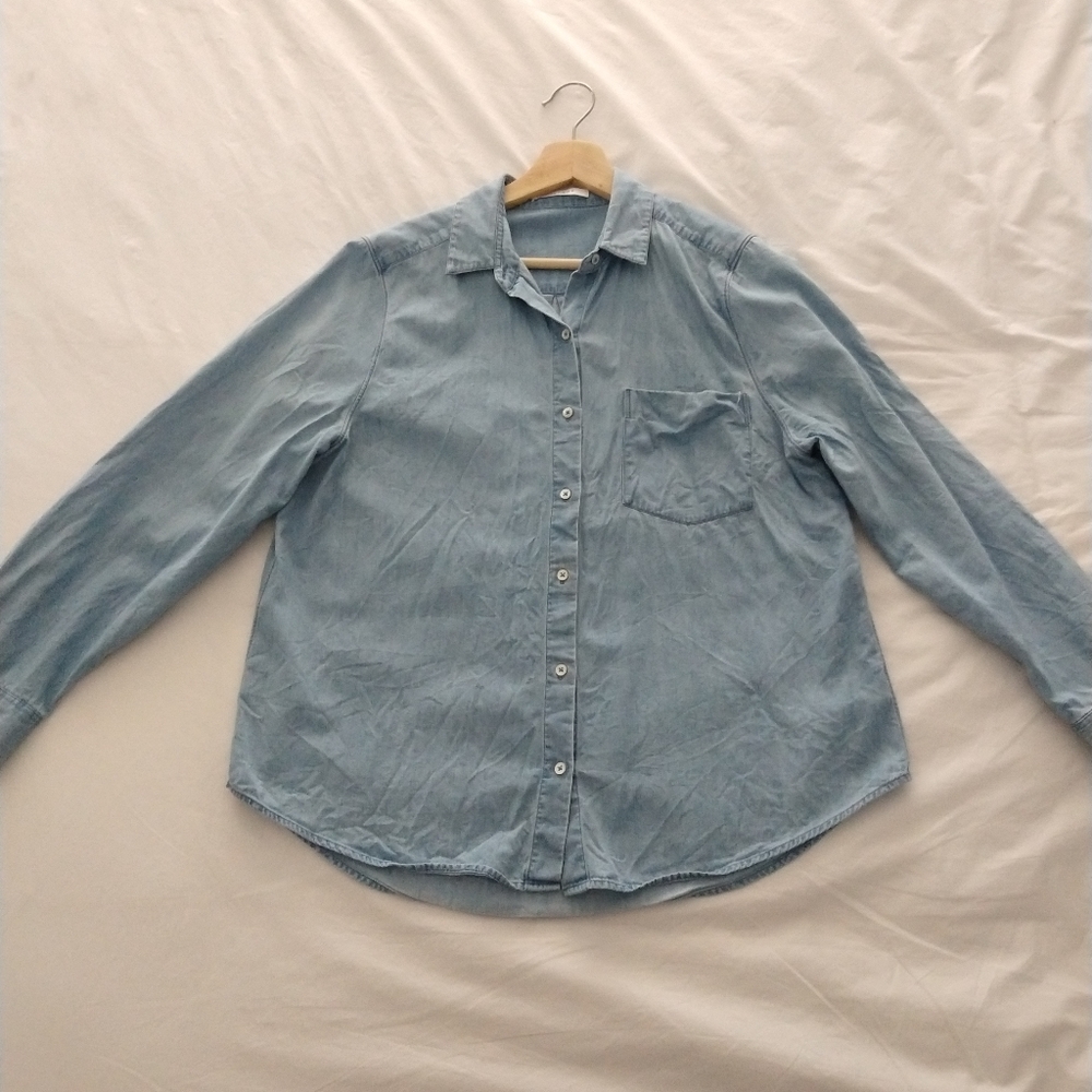 Everlane Chambray Shirt L
